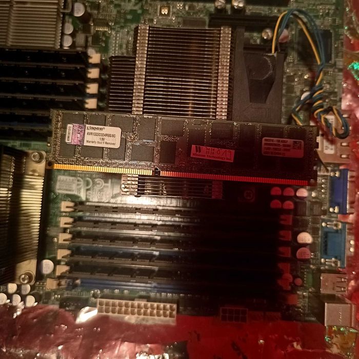 KIT Server Dual Xeon 12 core / 24 thread-uri, 96GB RAM ECC – Home Lab