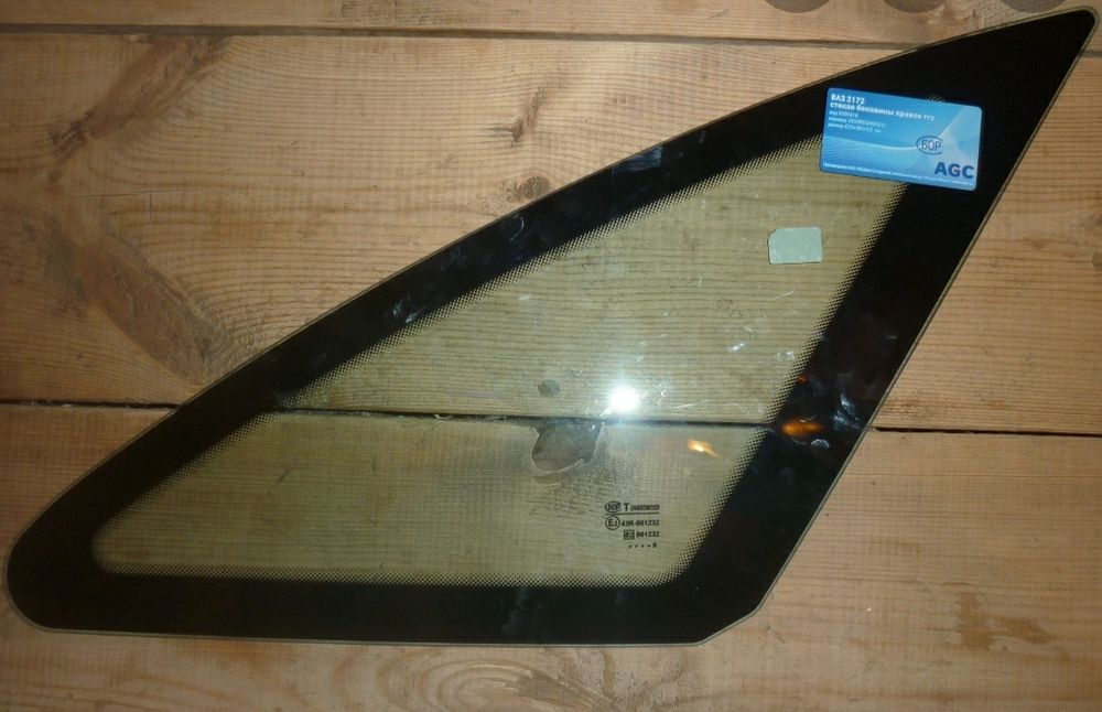 Продам боковые стекла