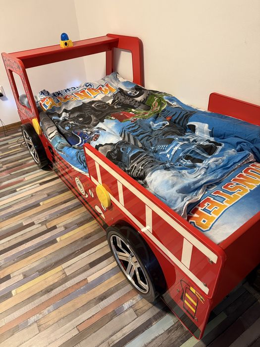 Pat copiii masina pompieri