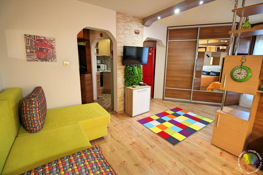 Дава се под наем Двустаен апартамент в Бургас, Лазур - 50 кв.м за 357 € - Снимка #3