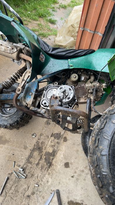 Vând ATV 125 CC