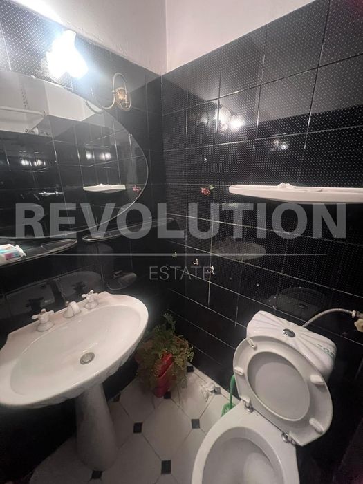 Продава се Тристаен апартамент в София, Бъкстон - 100 кв.м за 2430 €/кв.м - Снимка #9