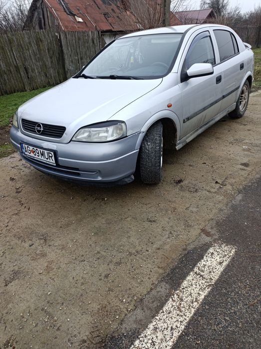 Vând opel Astra g