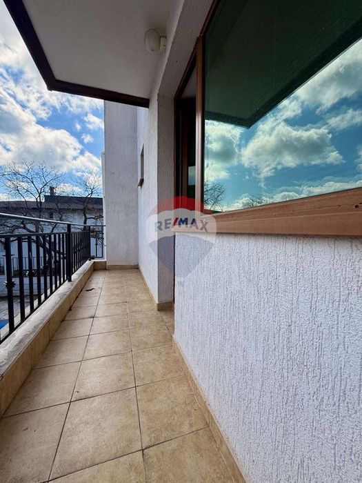 Продава се Тристаен апартамент в Балчик - 127 кв.м за 562 €/кв.м - Снимка #12