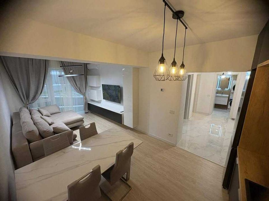 Închiriez apartament SMART modern, tip Bonn, **Prima Arena**