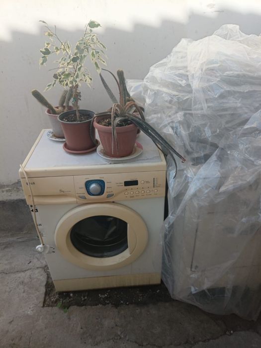 Продам стиральную машинку