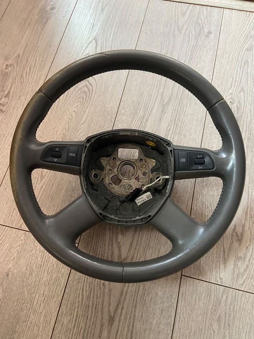 Vând volan Audi a4 b7