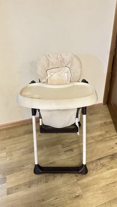 Продам стол для кормления