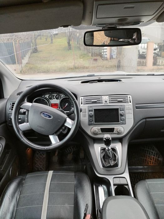 Vând Ford kuga 4*4