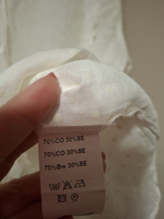 Italy  0039 30%Silk 70%Cotton