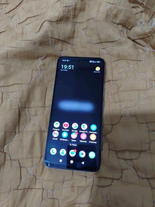 Продам Поко м6 256гб.  6+2гб озу