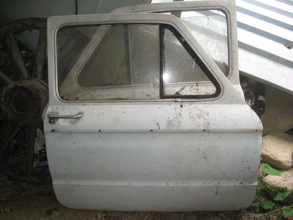 Кола за части:ЗАЗ 968/ ЗАЗ965/ Запорожец/ Зазка