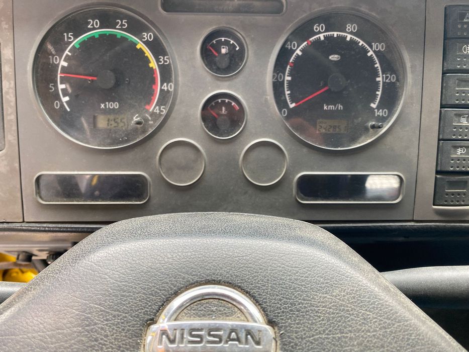Nissan Atleon basculabil 35.13 3.5t