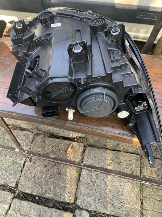 Фарове за BMW i3