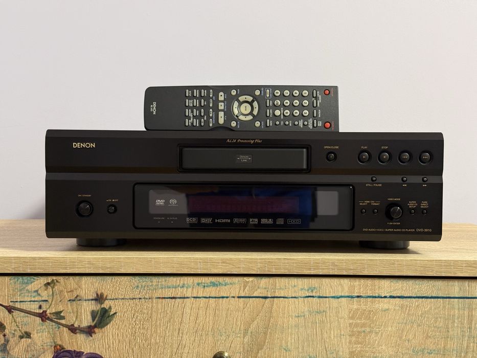 DENON DVD-3910 SACD /DVD/ CD Player