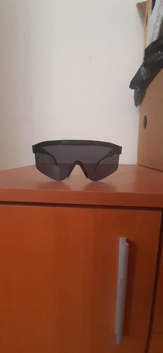 Продавам очила pit vipe