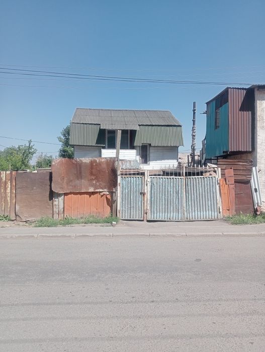 Продам Дом на разбор