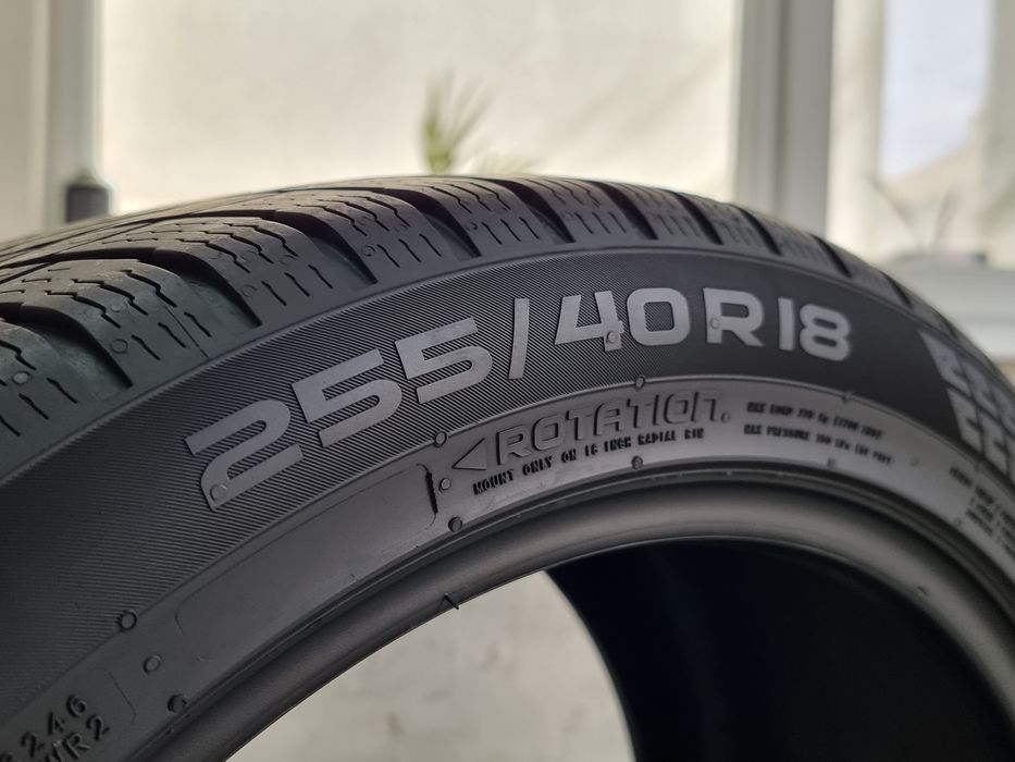 255/40/18 Nokian 2Броя: 240лв 6мм