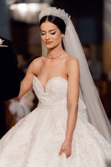 Rochie de mireasa, creație Alinka