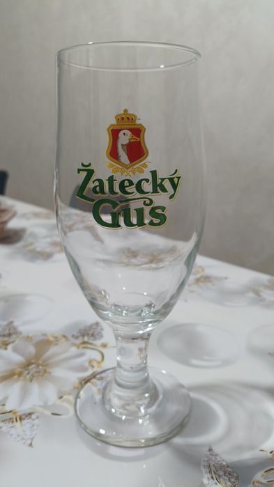 Продам бокалы 0.5