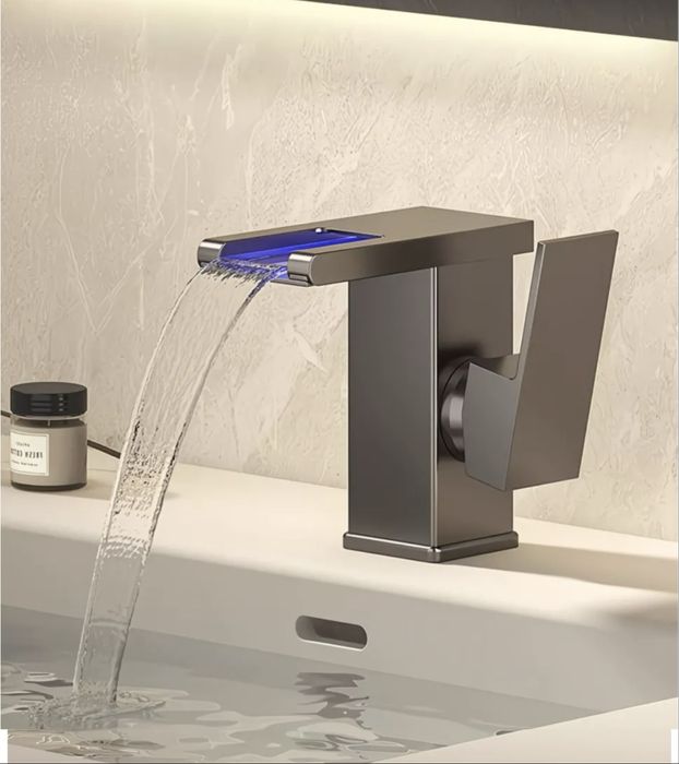 Кран для раковины смеситель