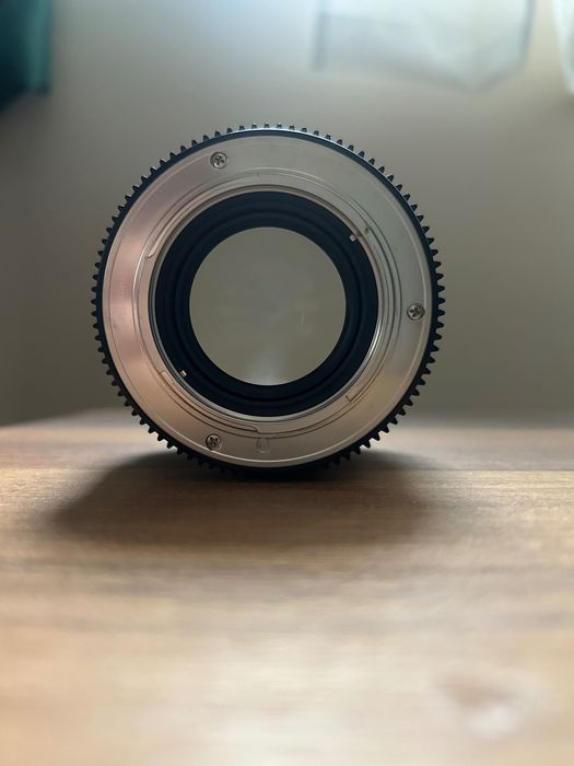 Samyang 85 mm T1.5 SONY A APSC - cine lens