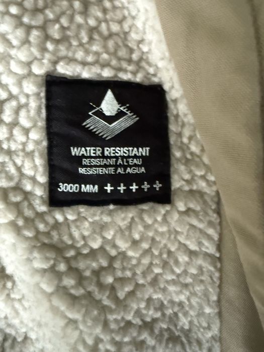 Дамско зимно яке Volcom, XS