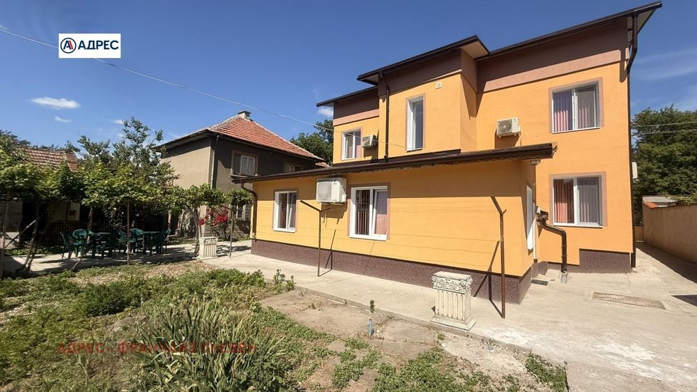 Къща в Плевен, област-гр.Долна Митрополия площ 202 цена 345000