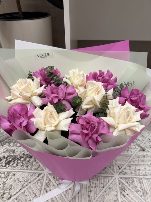 Продам букеты подарили 15.02 вечером