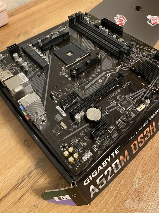 Материнская плата MB Gigabyte AMD AM4 A520M DS3H DDR4