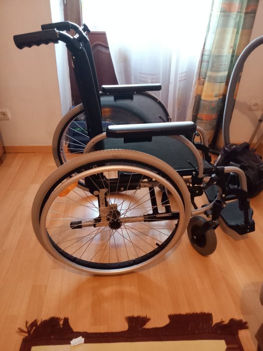 Инвалидное кресло коляска
