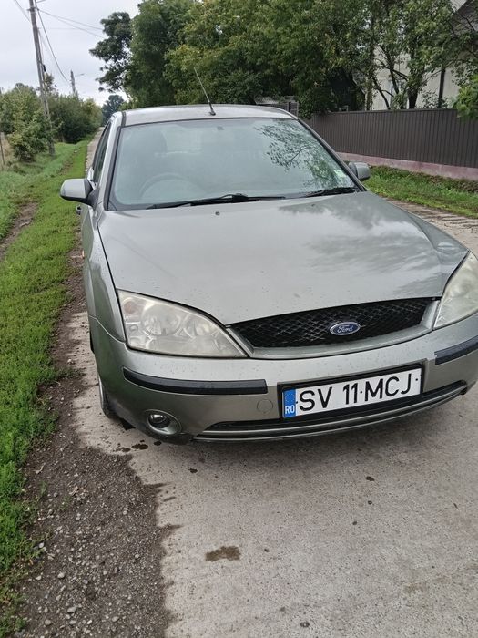 FORD Crown Victoria 2000 — imagine 3