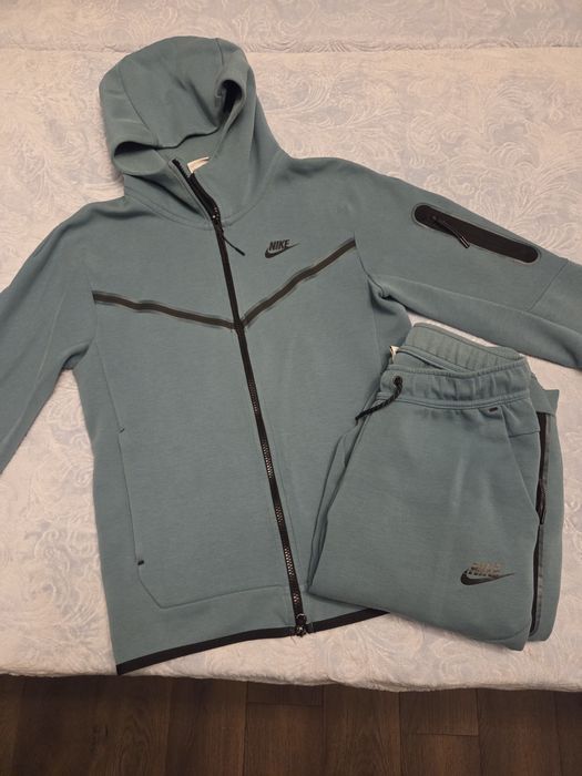 Комплект анцунг Nike Tech