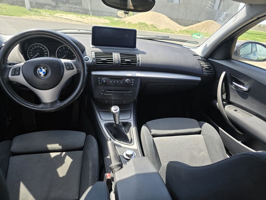Vând 2 BMW Seria 1, 120i - 118i