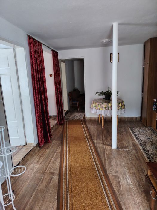 Продавам Къща на два етажа