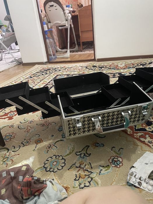 Чемодан косметики олх уральск