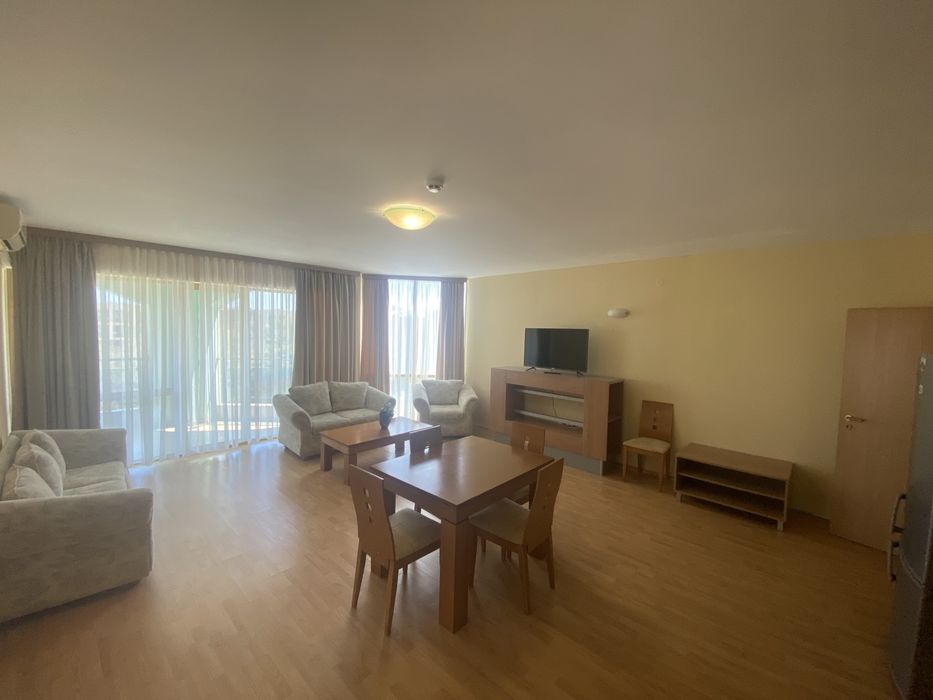 Продава се Тристаен апартамент в к.к. Златни пясъци - 100 кв.м за 1400 €/кв.м - Снимка #3