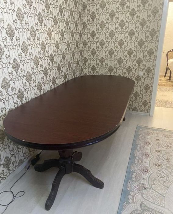 Бу Стол 2.5-3 м орындыктары 10 шт