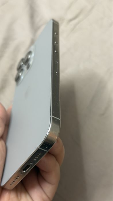 Продам  iphone 16 pro max 256