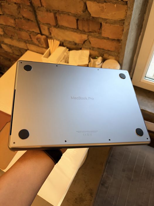 MacBook Pro M1 Pro, 16/512 gb