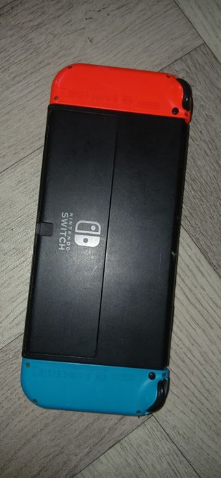 нинтендо свитч в отличном состоянии