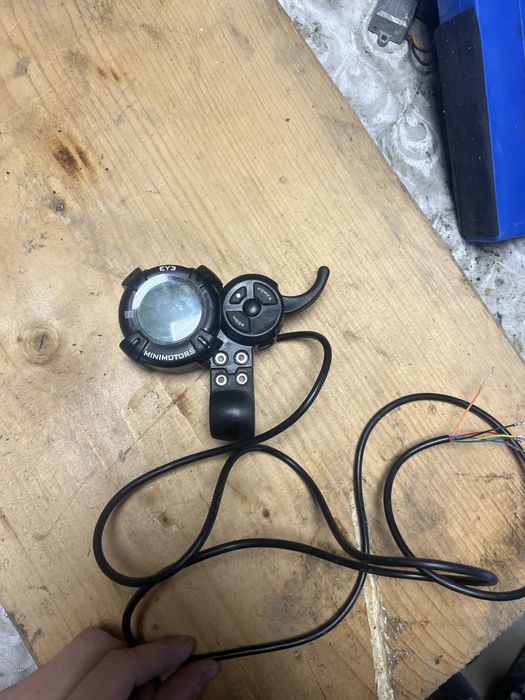 Display dualtron mini