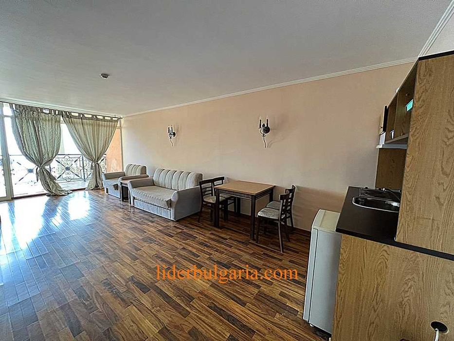 Продава се Двустаен апартамент в к.к. Елените - 92 кв.м за 755 €/кв.м - Снимка #3