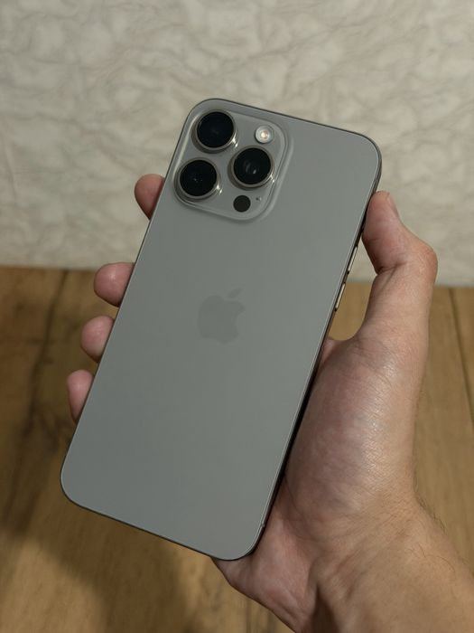 iPhone 15 Pro Max 256GB (Natural Titanium)