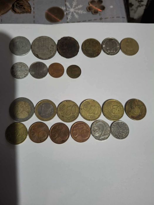 vand monede vechi pentru colectionari