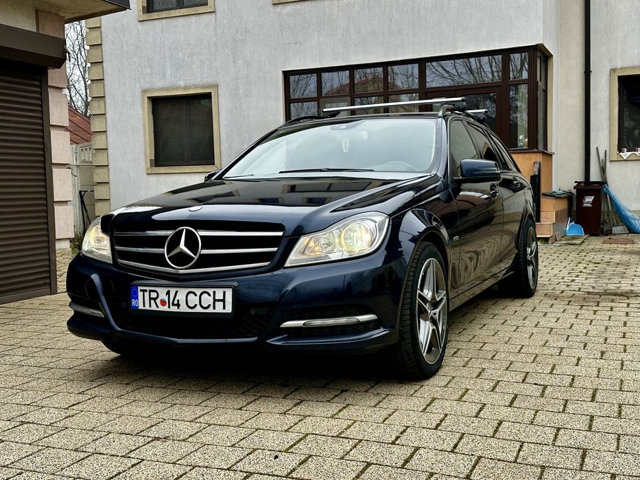 2012 Mercedes Benz C 220