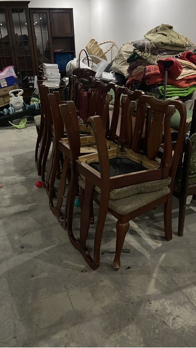 Стулья и прочие вещи продаю