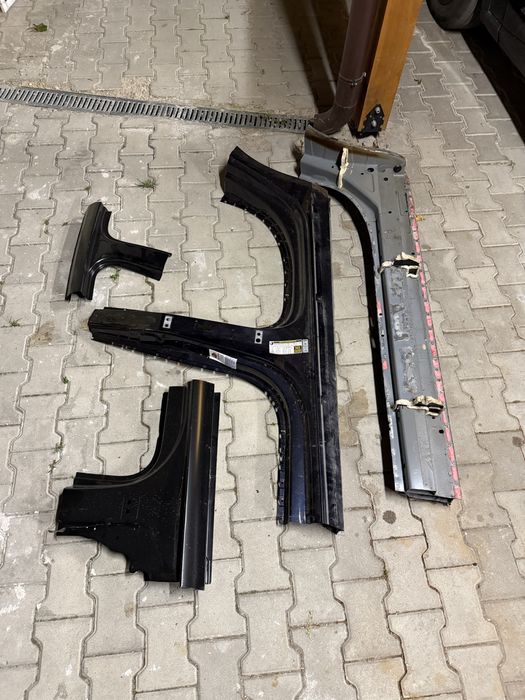 Ляв праг за Audi A4 B9