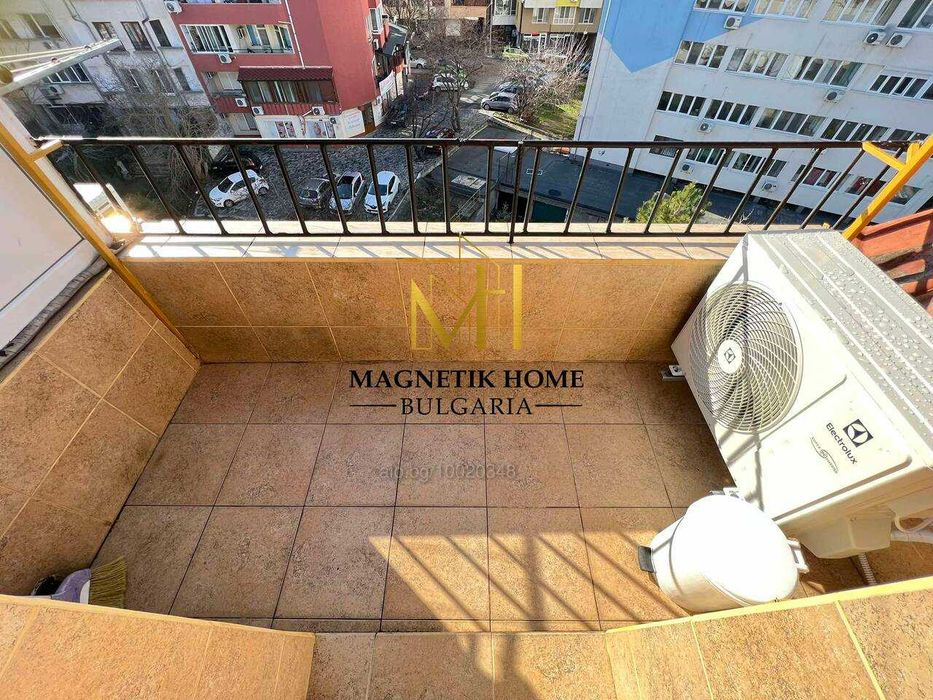 Дава се под наем Двустаен апартамент в Бургас, Лазур - 48 кв.м за 331.5 € - Снимка #1