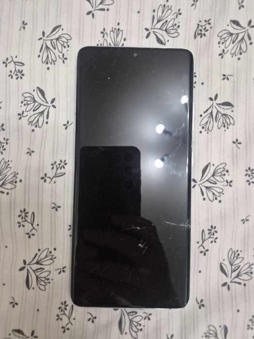 Продам на запчасти телефон самсунг Samsung